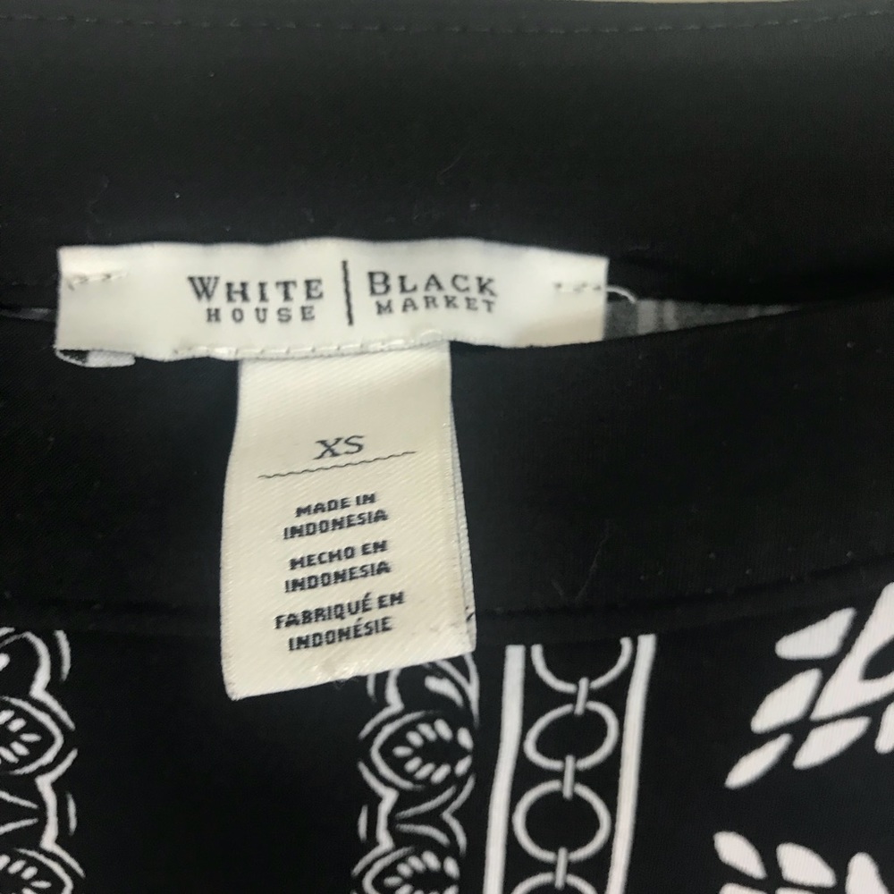 White House Black Market Paisley Print Tunic Top - Picture 3 of 3